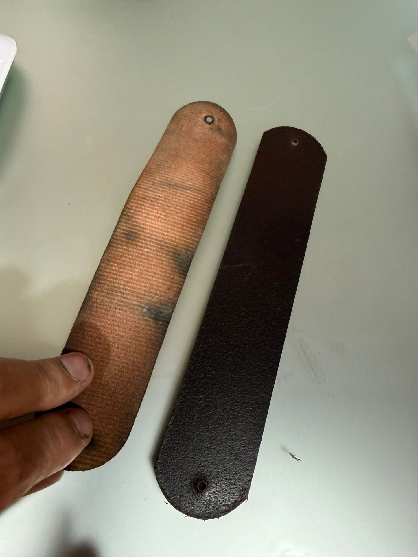 Rifle holder clip leather insert